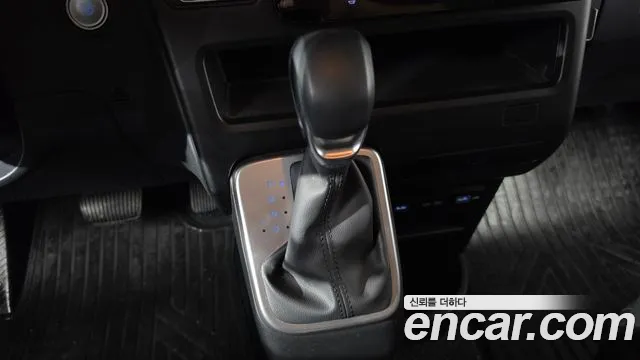 Hyundai Staria — Фото автомобиля 12
