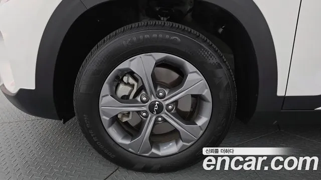 Kia Seltos Бензин 1.6 турбо 2WD — Фото автомобиля 5
