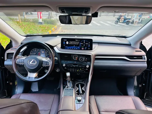 Lexus RX — Фото автомобиля 18