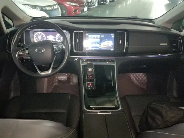 GAC Trumpchi M8 — Фото автомобиля 5