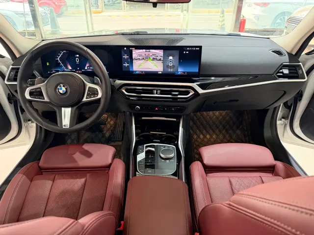 BMW 3 Series — Фото автомобиля 11