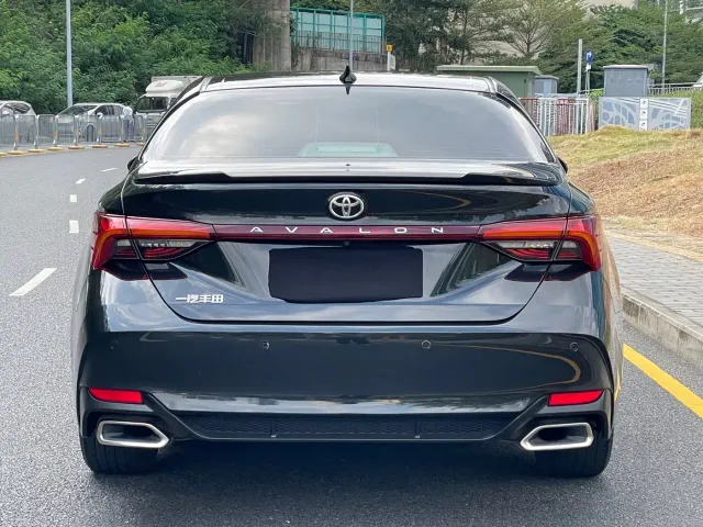 Toyota Avalon — Фото автомобиля 19