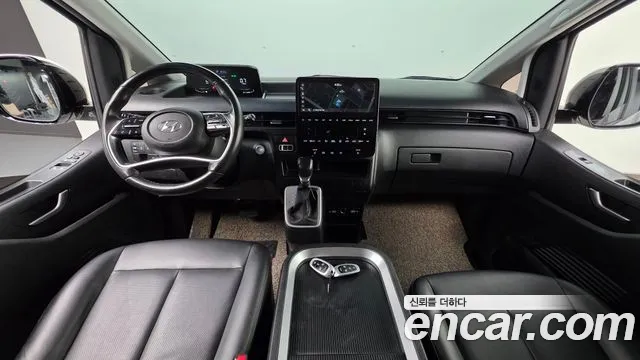 Hyundai Staria — Фото автомобиля 10