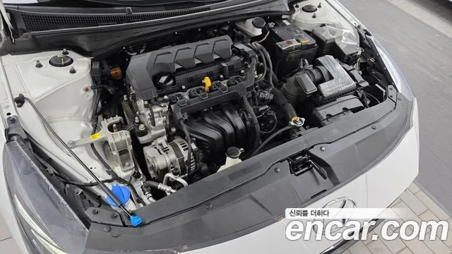 Hyundai Avante CN7 — Фото автомобиля 9