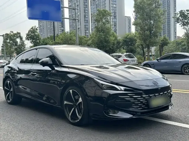 MG 7 — Фото автомобиля 7