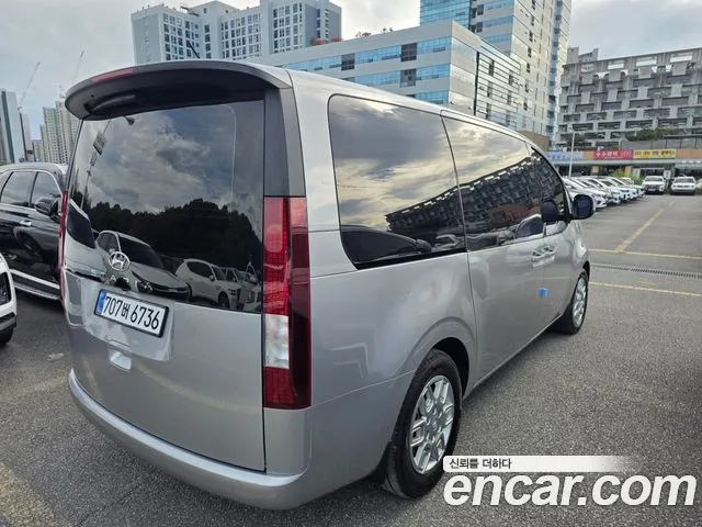 Hyundai Staria — Фото автомобиля 4