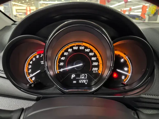 Toyota YARiS L Zhi Xuan — Фото автомобиля 23