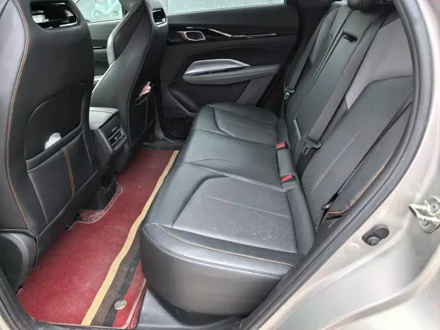 Changan Z6 — Фото автомобиля 5
