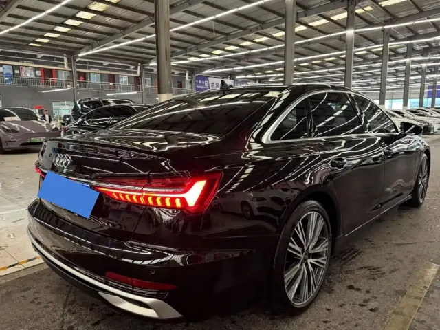 Audi A6L — Фото автомобиля 7