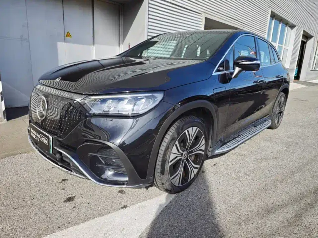 Фотография автомобиля — Mercedes-Benz EQE SUV