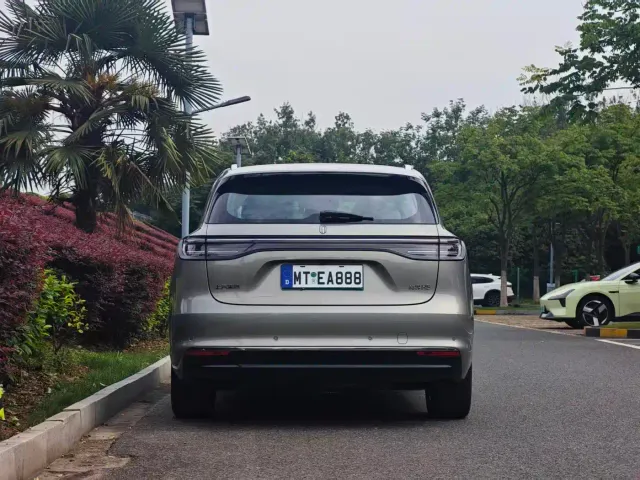 Shangjie SUV — Фото автомобиля 5
