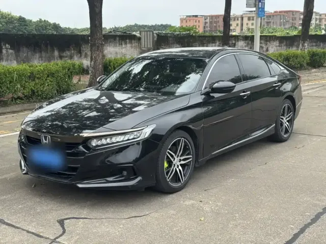 Фотография автомобиля — Honda Accord