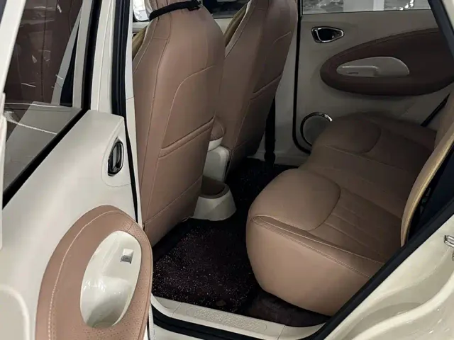 Wuling Bingo — Фото автомобиля 10