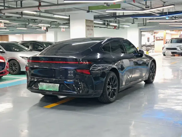 Xpeng P7 — Фото автомобиля 6