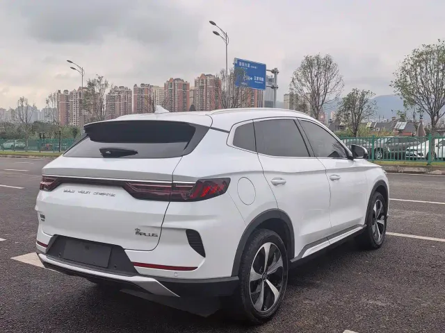 BYD Song PLUS — Фото автомобиля 14