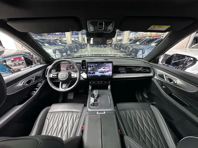 GAC Trumpchi GS8 — Фото автомобиля 21
