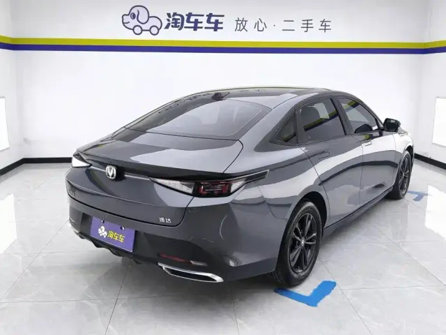 Changan Lamore — Фото автомобиля 3