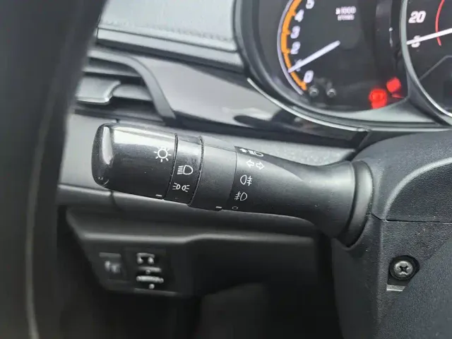 Toyota YARiS L Zhi Xuan — Фото автомобиля 21