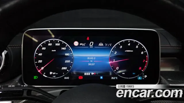 Mercedes-Benz C-Class — Фото автомобиля 4