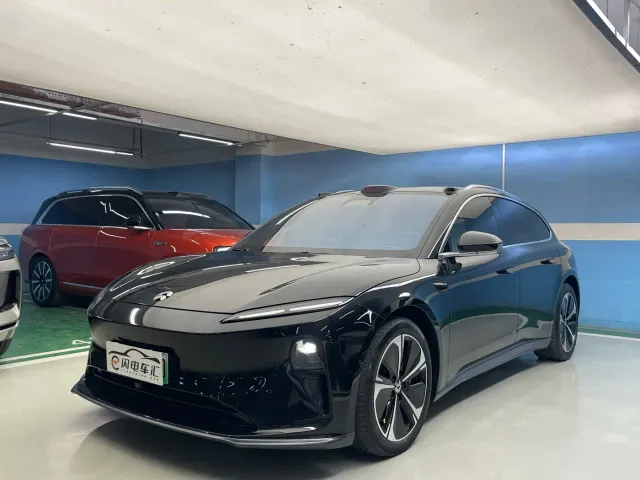 Фотография автомобиля — Nio ET5 Touring