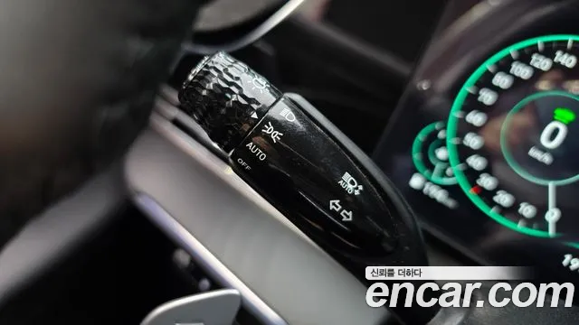 Hyundai Grandeur (New) Hybrid — Фото автомобиля 28