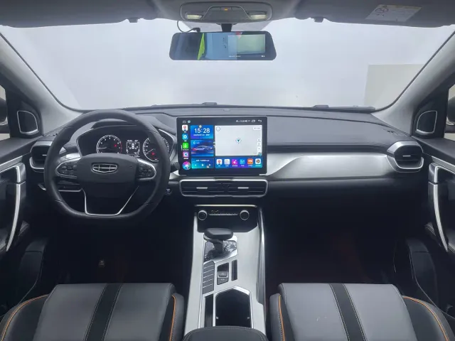 Geely Binyue — Фото автомобиля 17