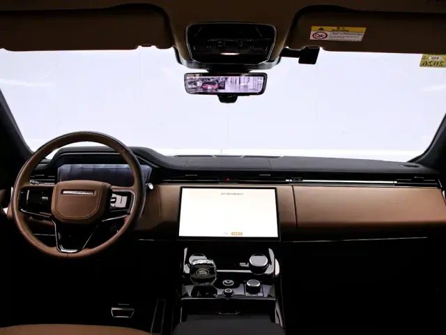 Land Rover Range Rover Sport — Фото автомобиля 5
