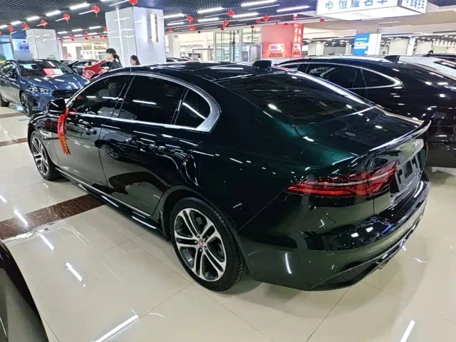 Jaguar XEL — Фото автомобиля 4