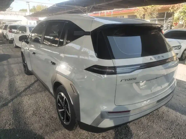 GAC Aion Y — Фото автомобиля 4