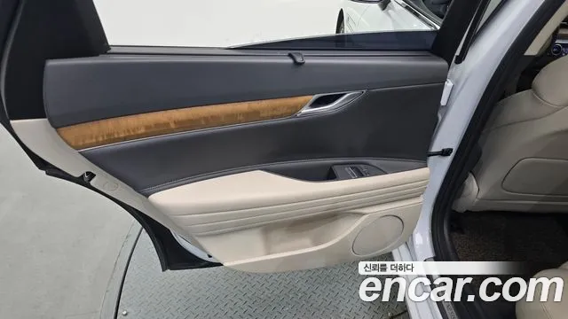 Genesis G80 RG3 — Фото автомобиля 14