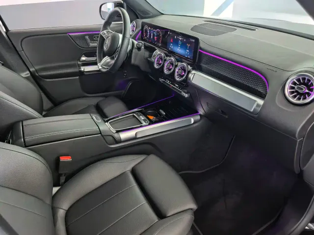 Mercedes-Benz GLB-Class — Фото автомобиля 6