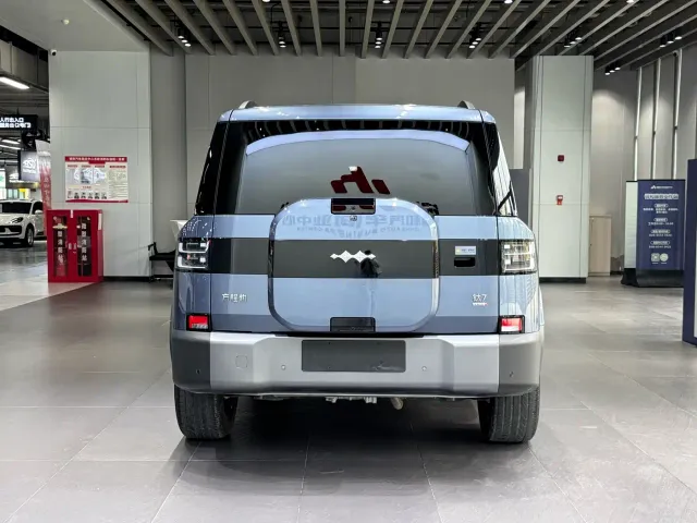 BYD FangChengBao Titanium 7 — Фото автомобиля 6