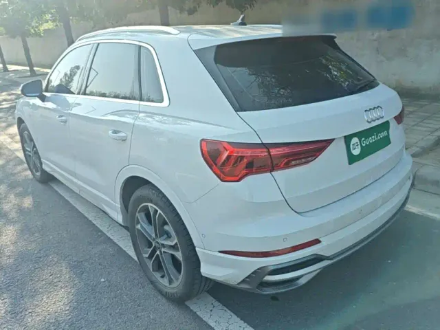 Audi Q3 — Фото автомобиля 4