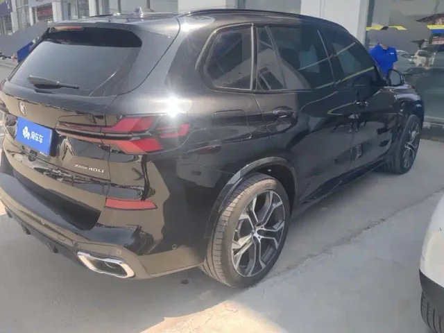 BMW X5 — Фото автомобиля 3