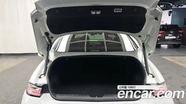 Hyundai Ioniq6 — Фото автомобиля 30