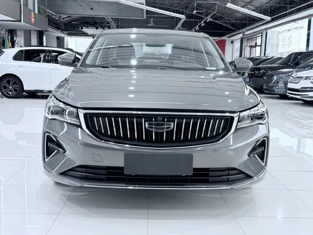 Geely Emgrand — Фото автомобиля 2