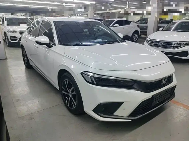 Honda Civic — Фото автомобиля 3