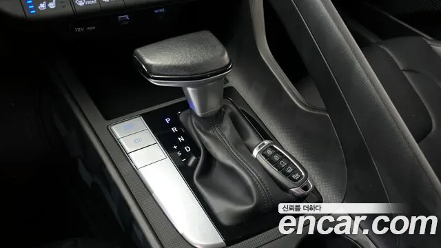 Hyundai AVANTE Avante (CN7) — Фото автомобиля 9
