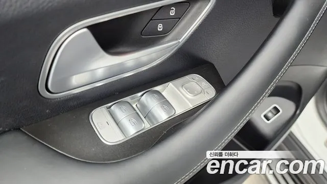 Mercedes-Benz GLE-Class — Фото автомобиля 22