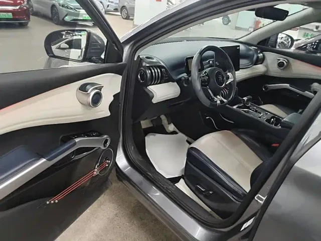 BYD Yuan PLUS — Фото автомобиля 15