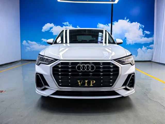 Audi Q3 — Фото автомобиля 2
