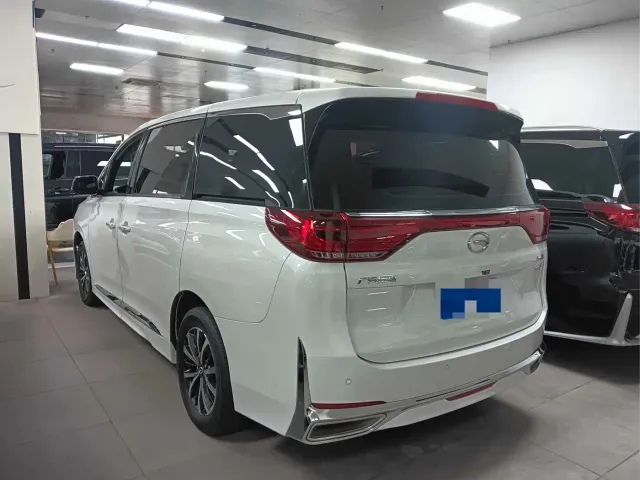 GAC Trumpchi M8 — Фото автомобиля 12