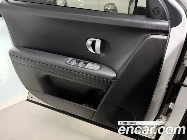 Hyundai Ioniq 5 — Фото автомобиля 12