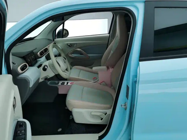 Leapmotor T03 — Фото автомобиля 9