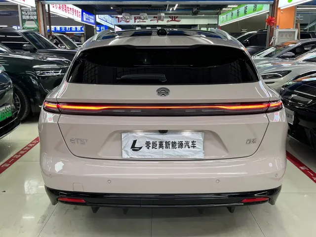 Nio ET5 Touring — Фото автомобиля 5