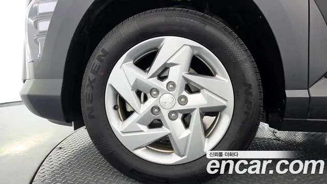 Hyundai Kona Kona (SX2) Бензин 1.6 турбо 2WD — Фото автомобиля 5