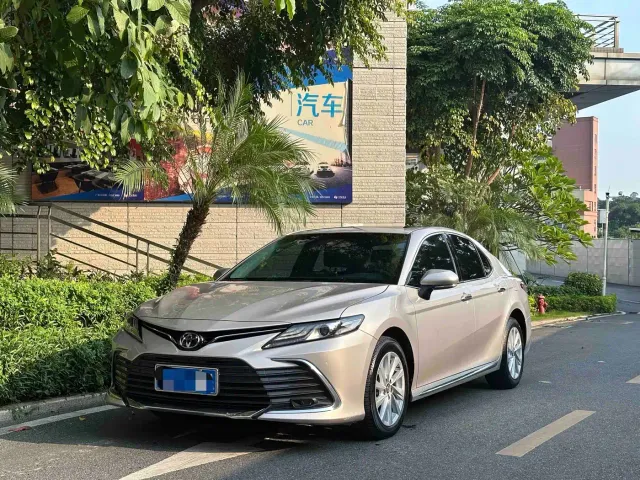 Фотография автомобиля — Toyota Camry