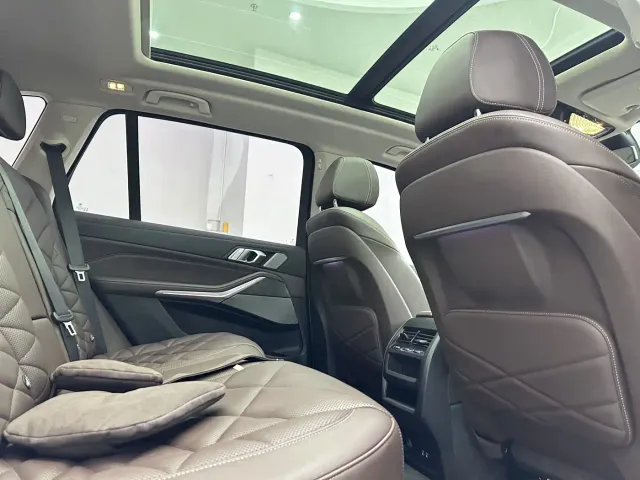 BMW X5 — Фото автомобиля 15