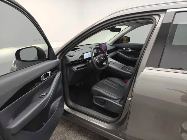Geely Galaxy E5 — Фото автомобиля 9