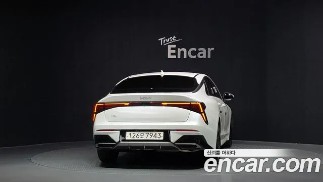 Kia K5 3rd Gen — Фото автомобиля 4